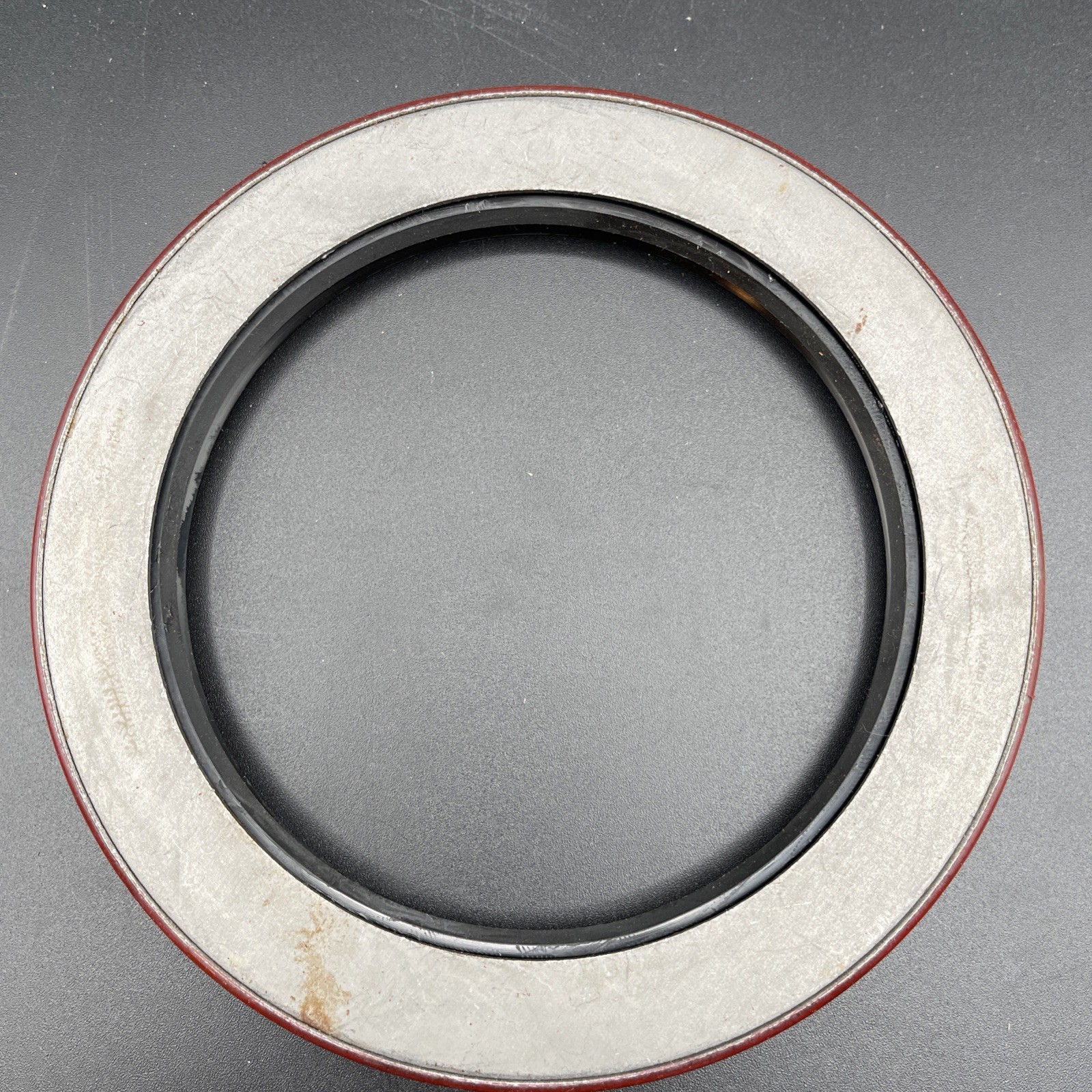 National OIL Seals – PN 415064 – NOS – 4.625 ID x 6.250 OD x .562″ Wide