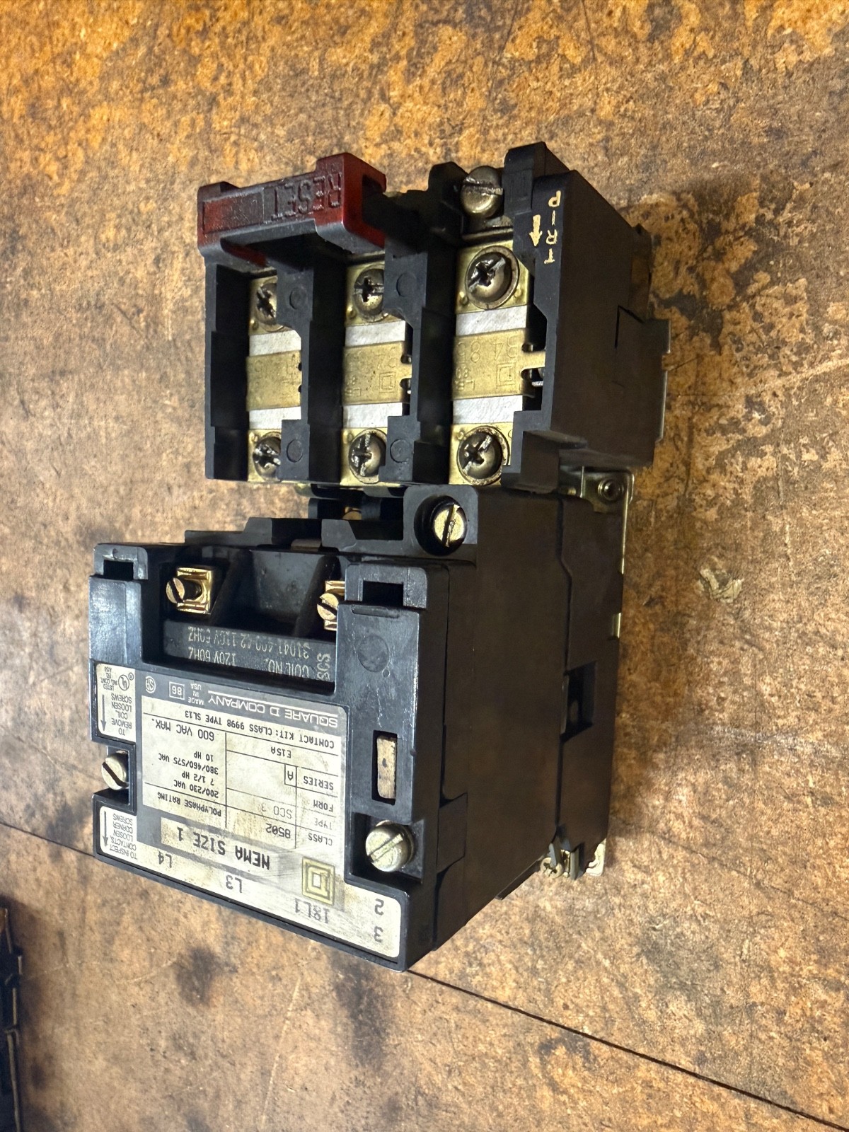 SQUARE D Class 8502 TYPE SCO 3, SERIES A SIZE 1 600V 3-POLE TYPE SL13 (TESTED)