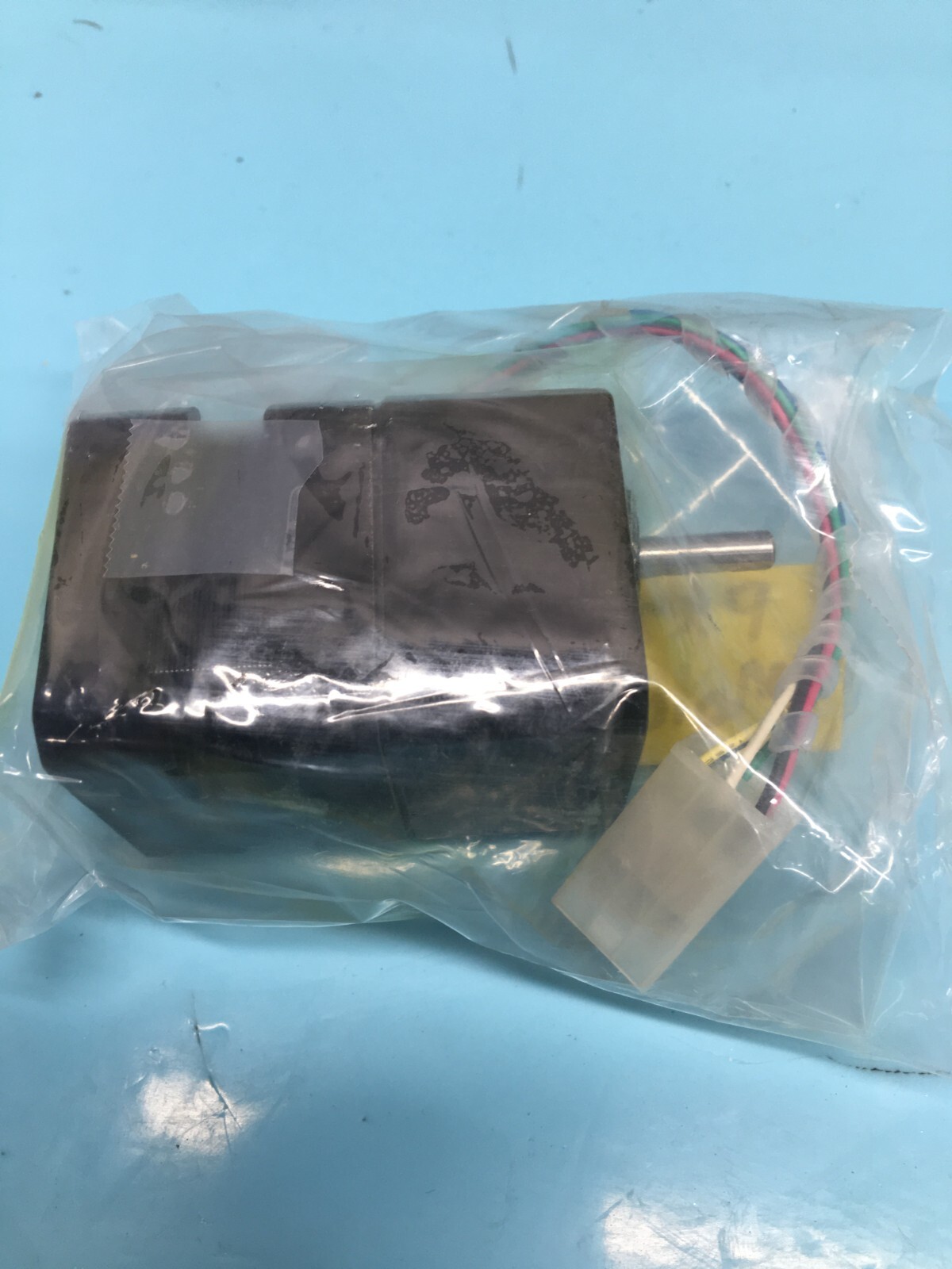 ORIENTAL MOTOR PX243G01-02A VEXTA 2-PHASE STEPPING MOTOR 9.6VDC 0.25A, 158084