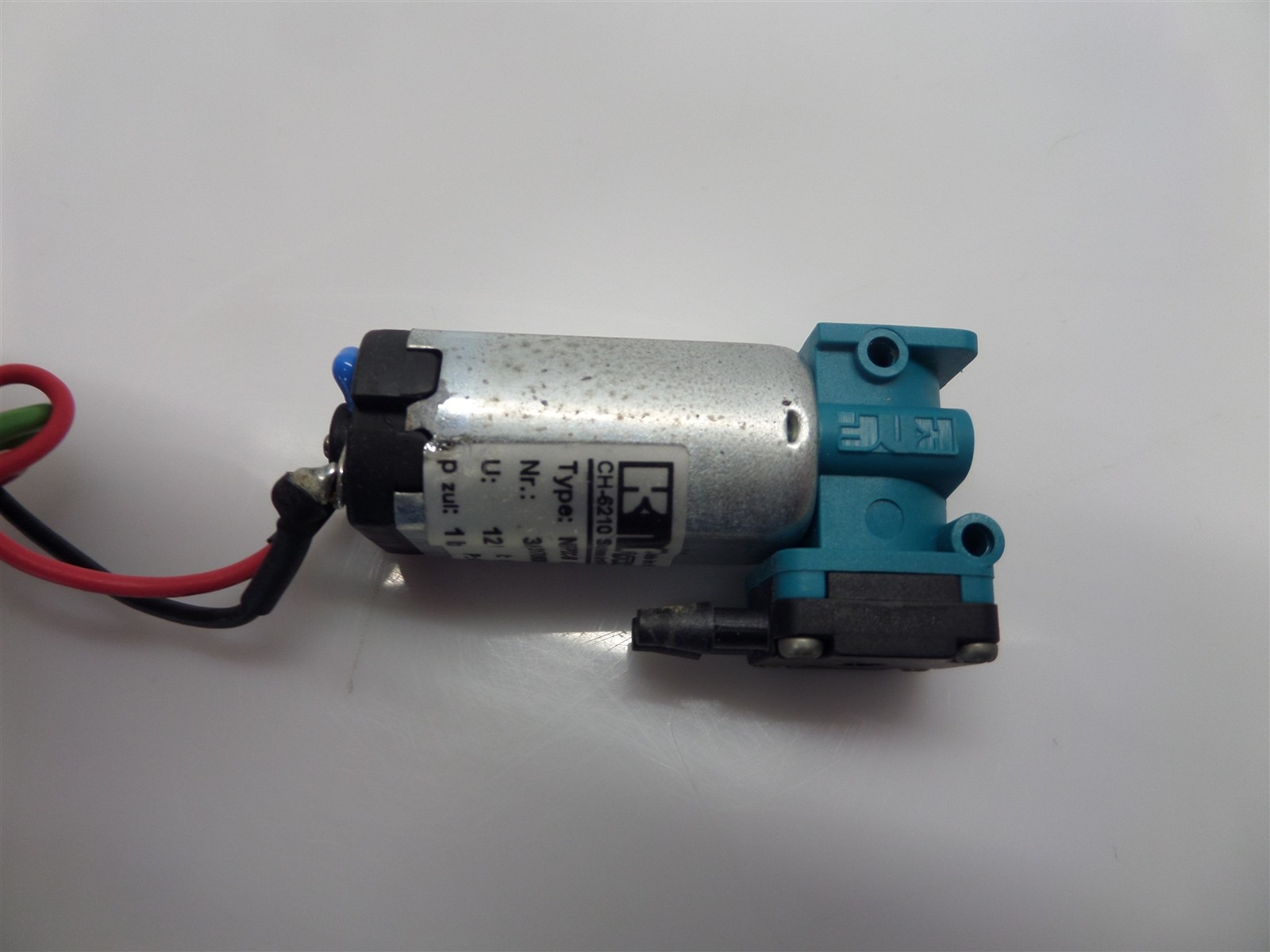 KNF Neuberger NF5 RPDC-M IP30 Diaphragm Pump 12VDC