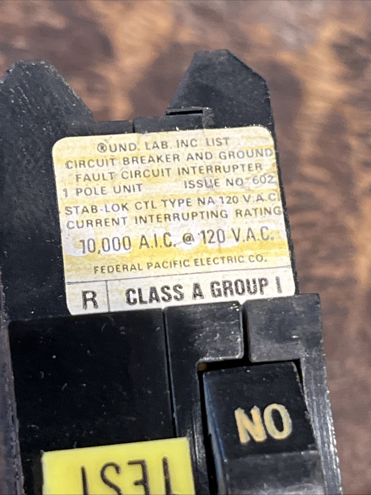STAB LOK Ground Fault Circuit Breaker 15A 1 Pole 120v