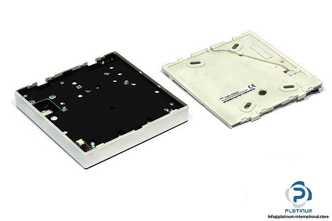 MITSUBISHI PAR-33MAA REMOTE CONTROLLER_120 x 120 x 19 mm_PC + ABS