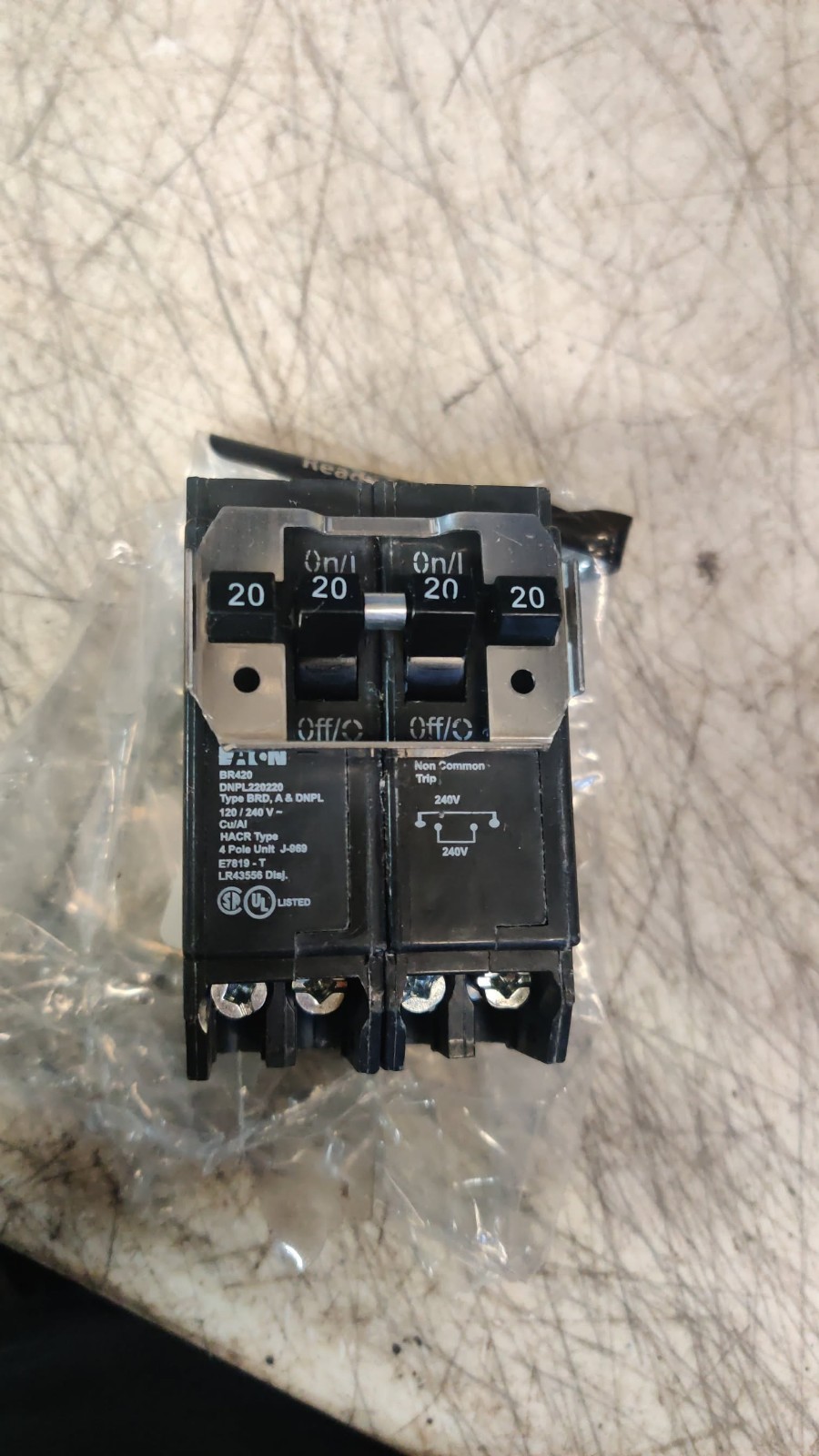 Eaton BR420 Plug-On Mount Type BR Circuit Breaker 4-Pole 20 Amp 120/240 Volt AC