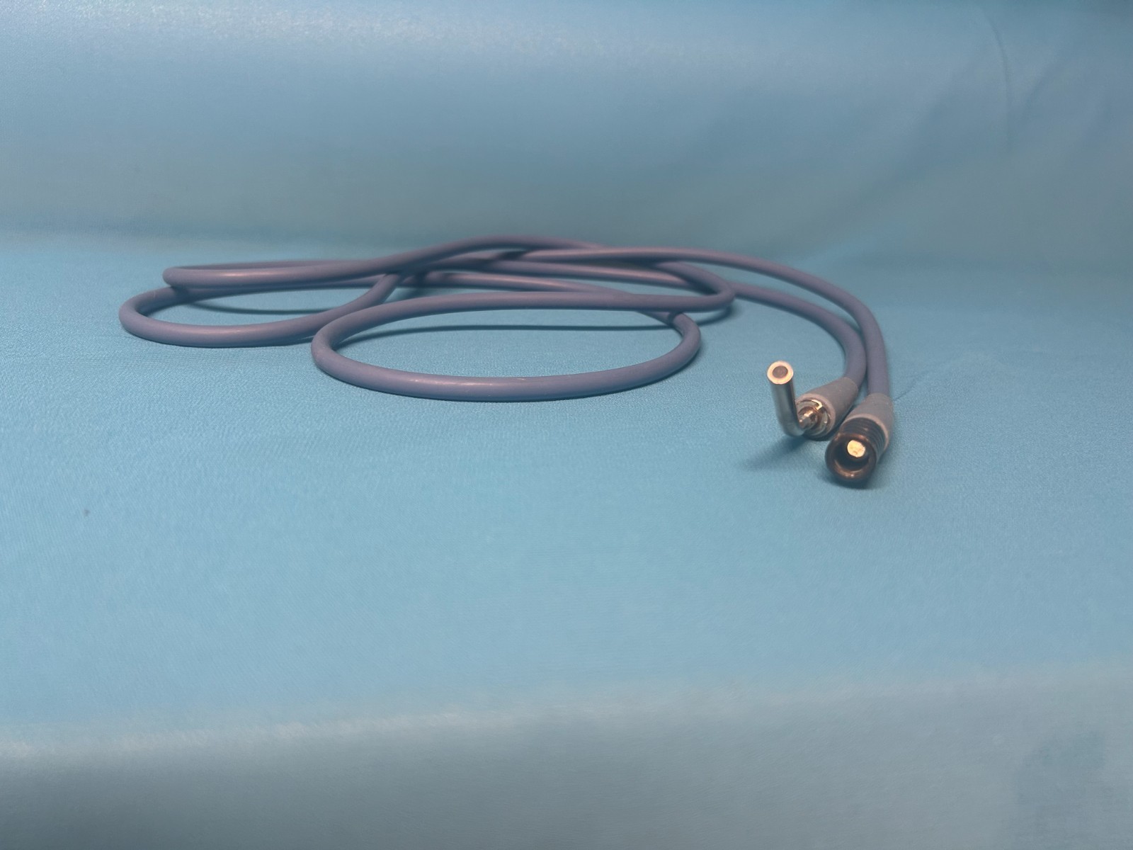 FO light source, 8 endo clamps, 2 FO bundles, 18 FO attachments, 14 instruments