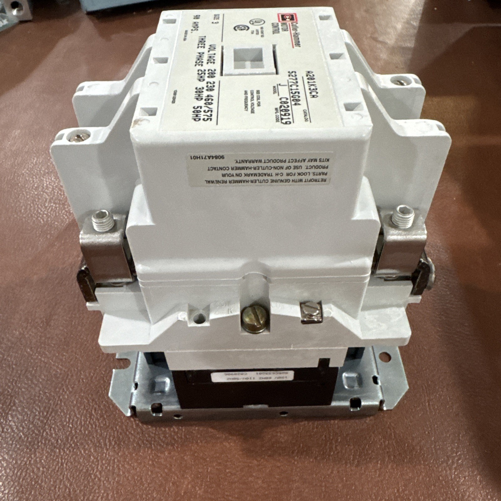 EATON CUTLER HAMMER A201K3CA 3 Pole A200 SZ 3 None Reversing Contactor 120V J