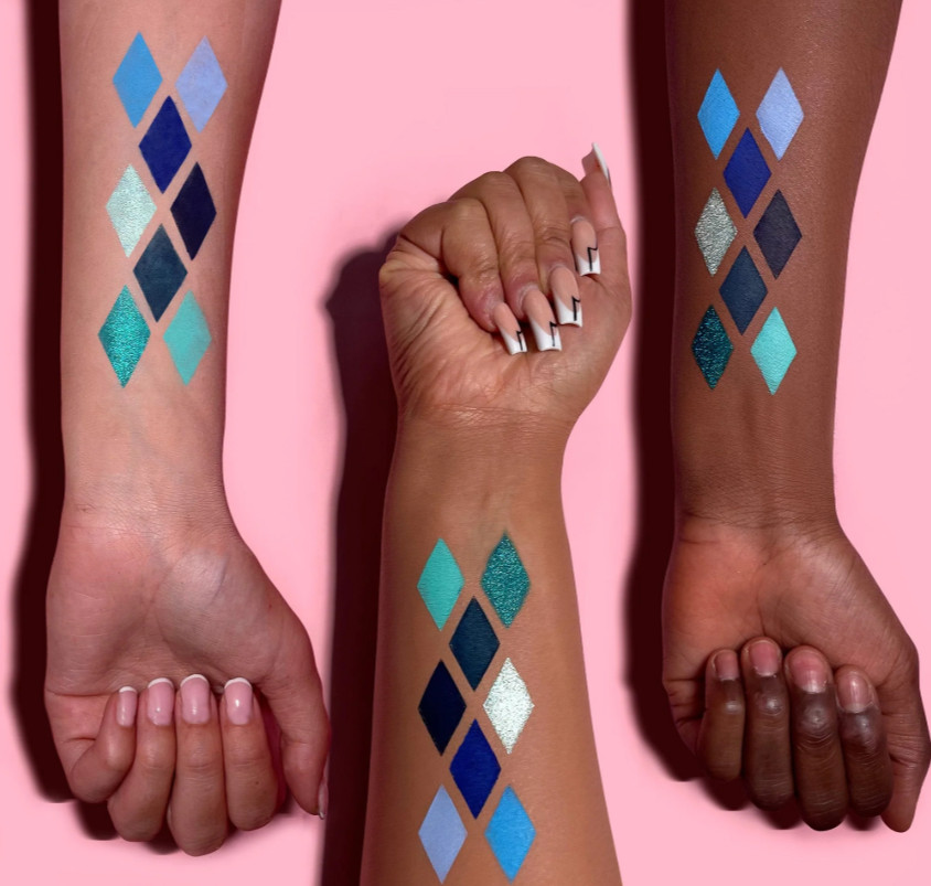 Plouise Stack Em pallets-(Please chose the pallet color you want).