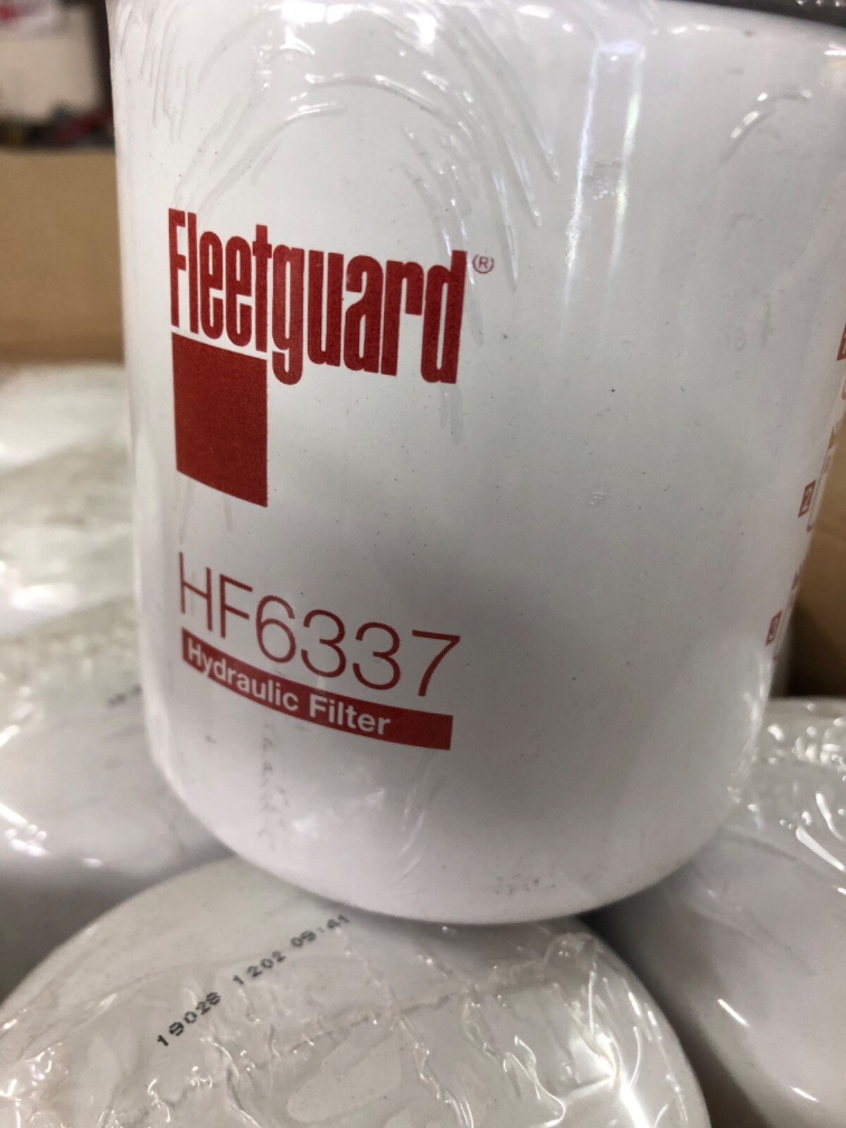 Fleetguard HF6337 Hydraulic Filters Box Of 11 Filters