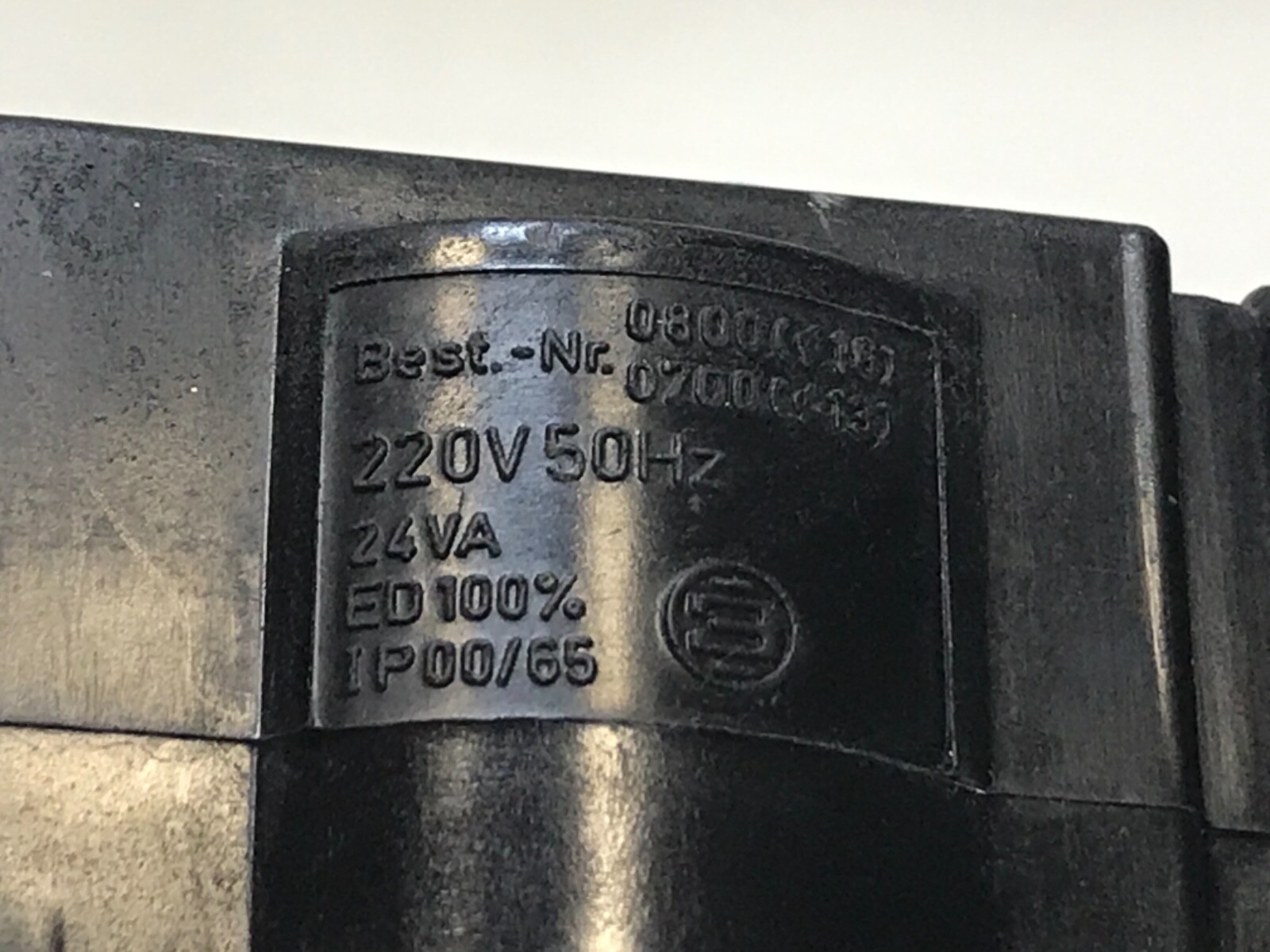 Solenoid valve 1/4 inch 220V 50Hz 24 VA Bulgaria 3 atm (3 Bar)