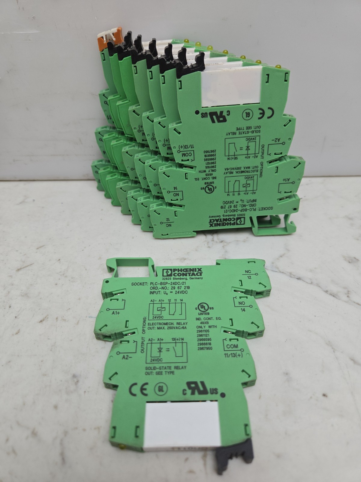 Mixed Lot of 25 Relay Socket Terminal Blocks Omron Phoenix Contact Wago Finder