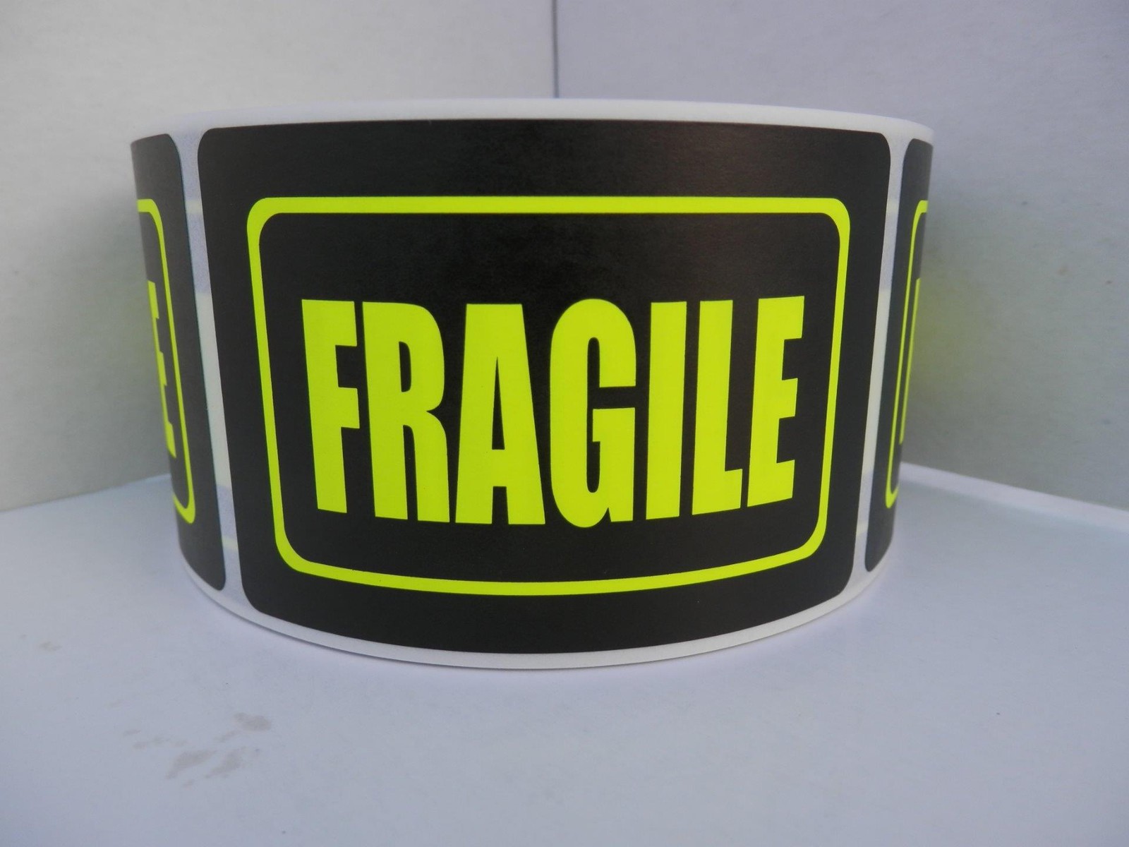 FRAGILE 2×3 Fluorescent Chartreuse letter black bkg Warning Sticker Label 250/rl