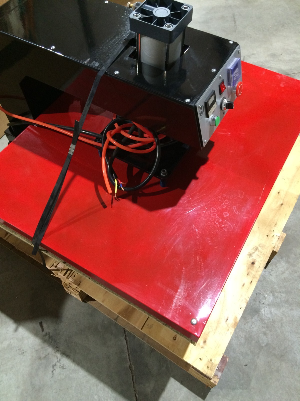 NO NAME 32 1/4″x 40″ Large Format Heat Press with Slide Out Drawer