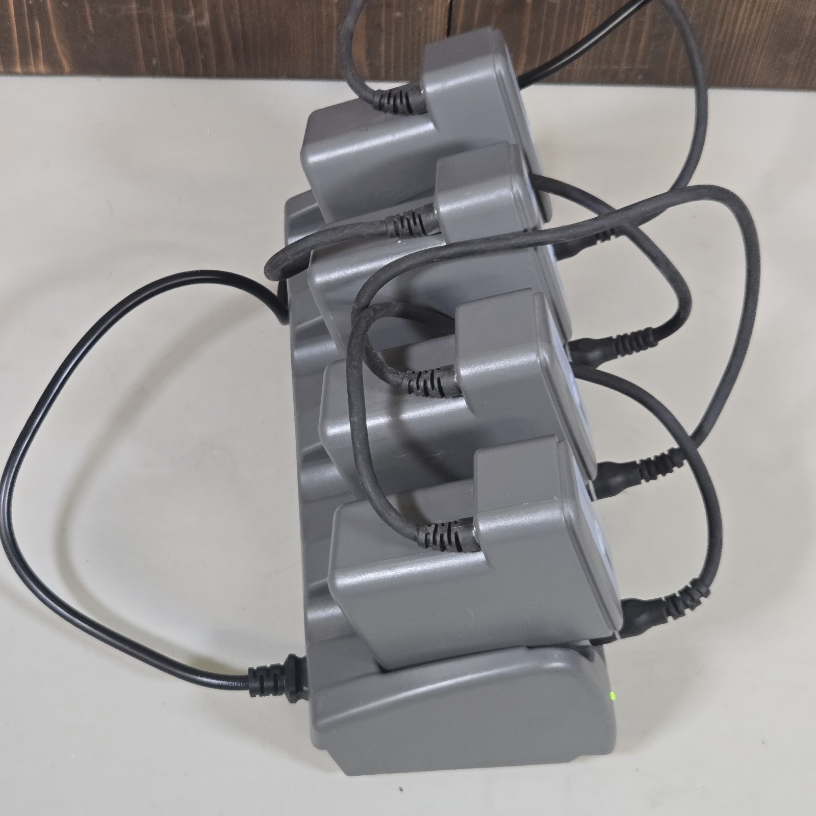 HeartWare Battery Charger 1600 With 4 Heartware 1650 Batteries Tested Power On
