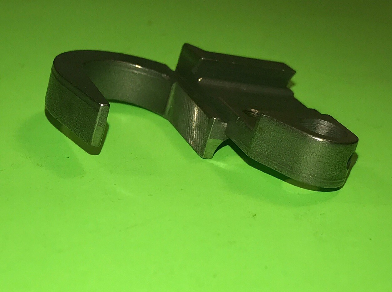 *NEW* 240605-SINGER-FEED BAR-FOR SEWING MACHINES *FREE SHIPPING*