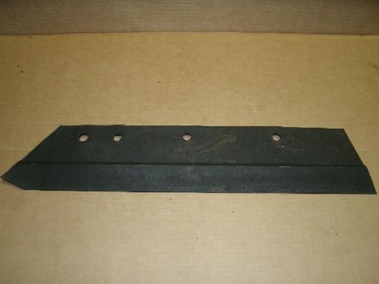 JD164RS John Deere 16″ 4 Bolt Heat-Treated Plow Point Plowshare Plow Share