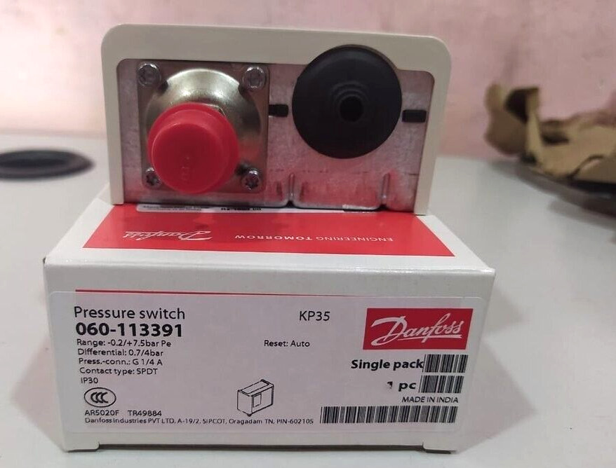1PC- Danfoss 060-508166 Pressure switch, KPI38, IP30,1/4- brand New