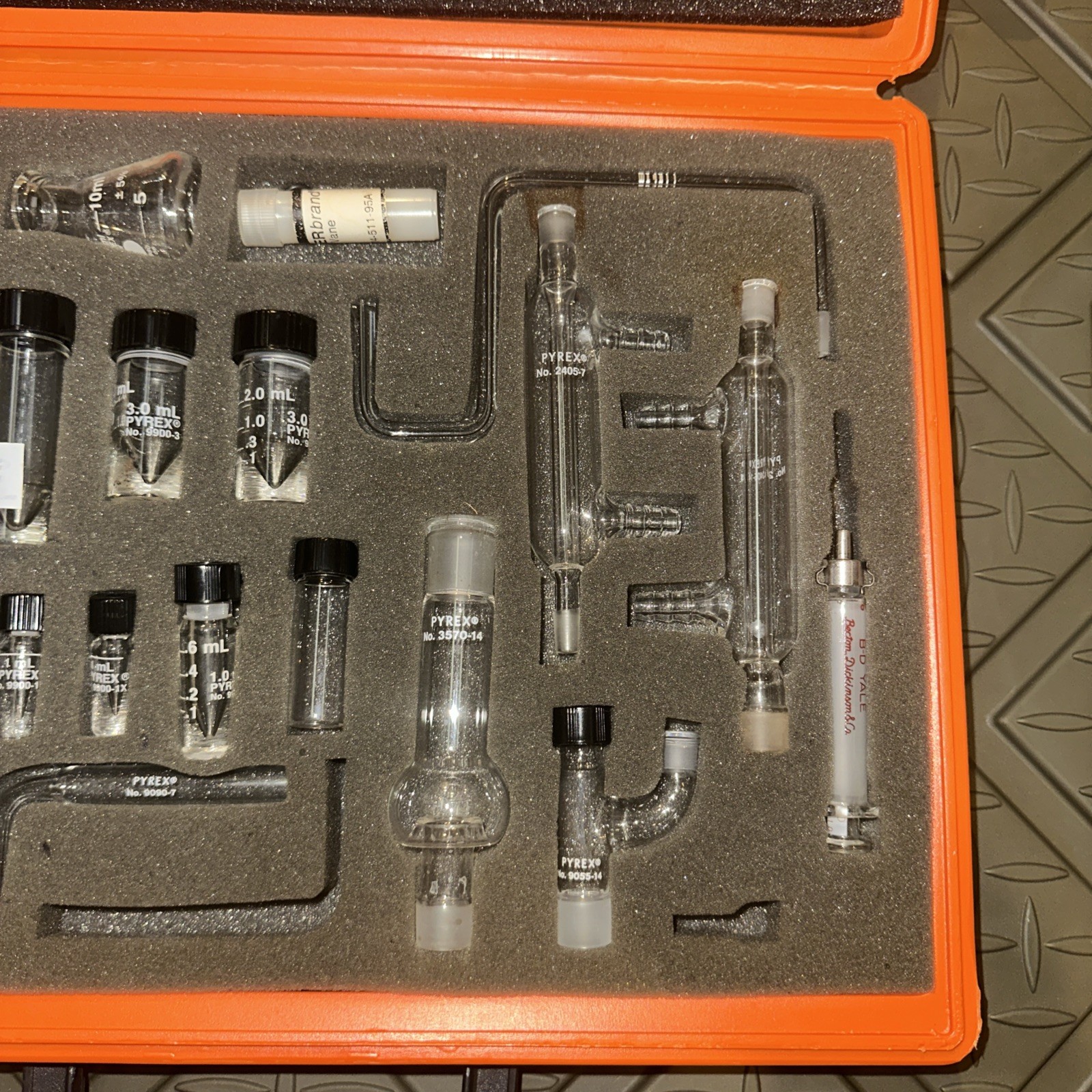 Vintage Corning PYREX Micro Organic Chemistry Kit 6949M-2 Intermediate Glass #10