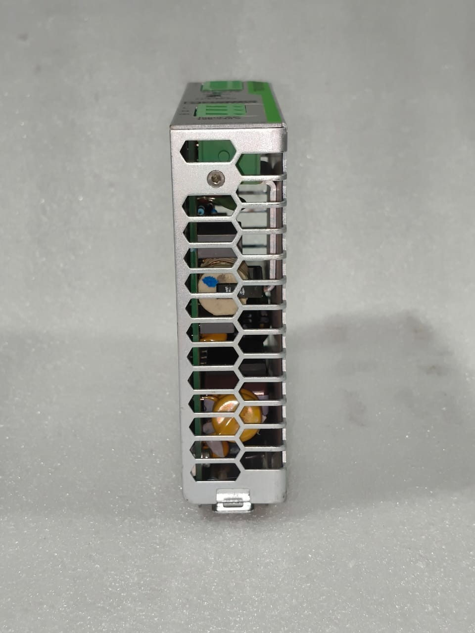 PHOENIX CONTACT TRIO-PS/1AC/24DC/2.5 POWER SUPPLY 2.5A FREE FAST