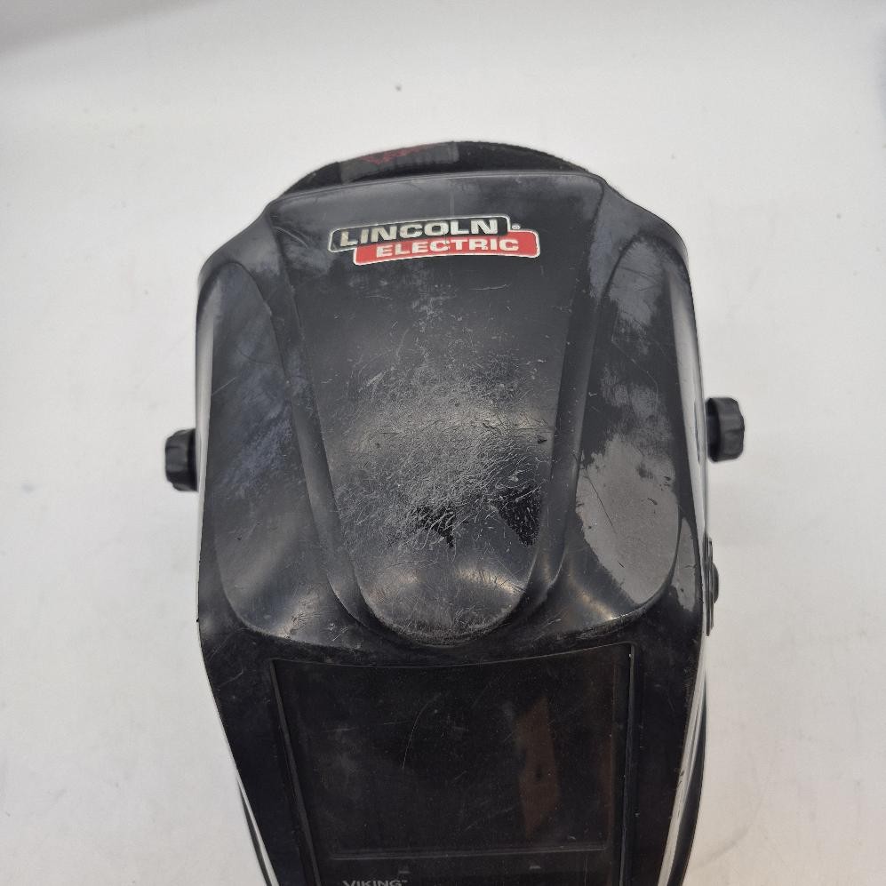 Lincoln Electric 3550 Series Auto Darkening Welding Helmet Black (GO1069369)