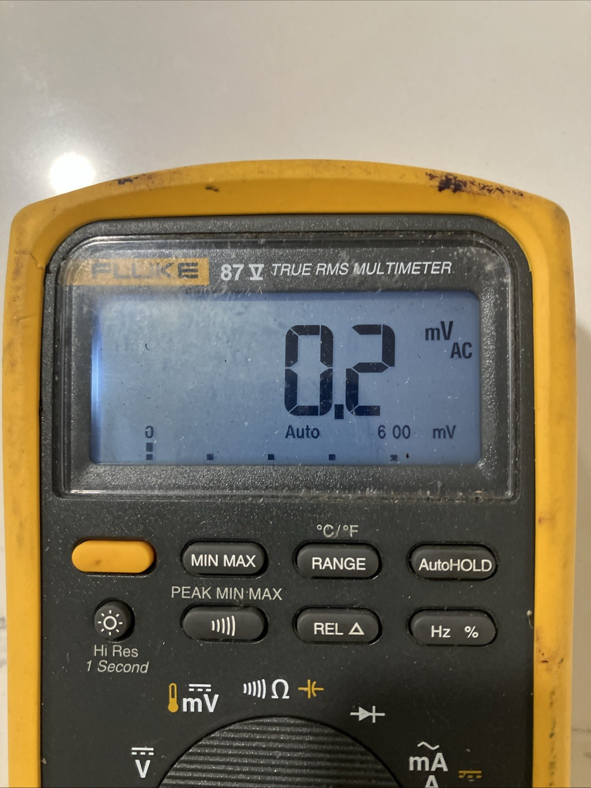 Fluke FLUKE 87-V Handheld Multimeter