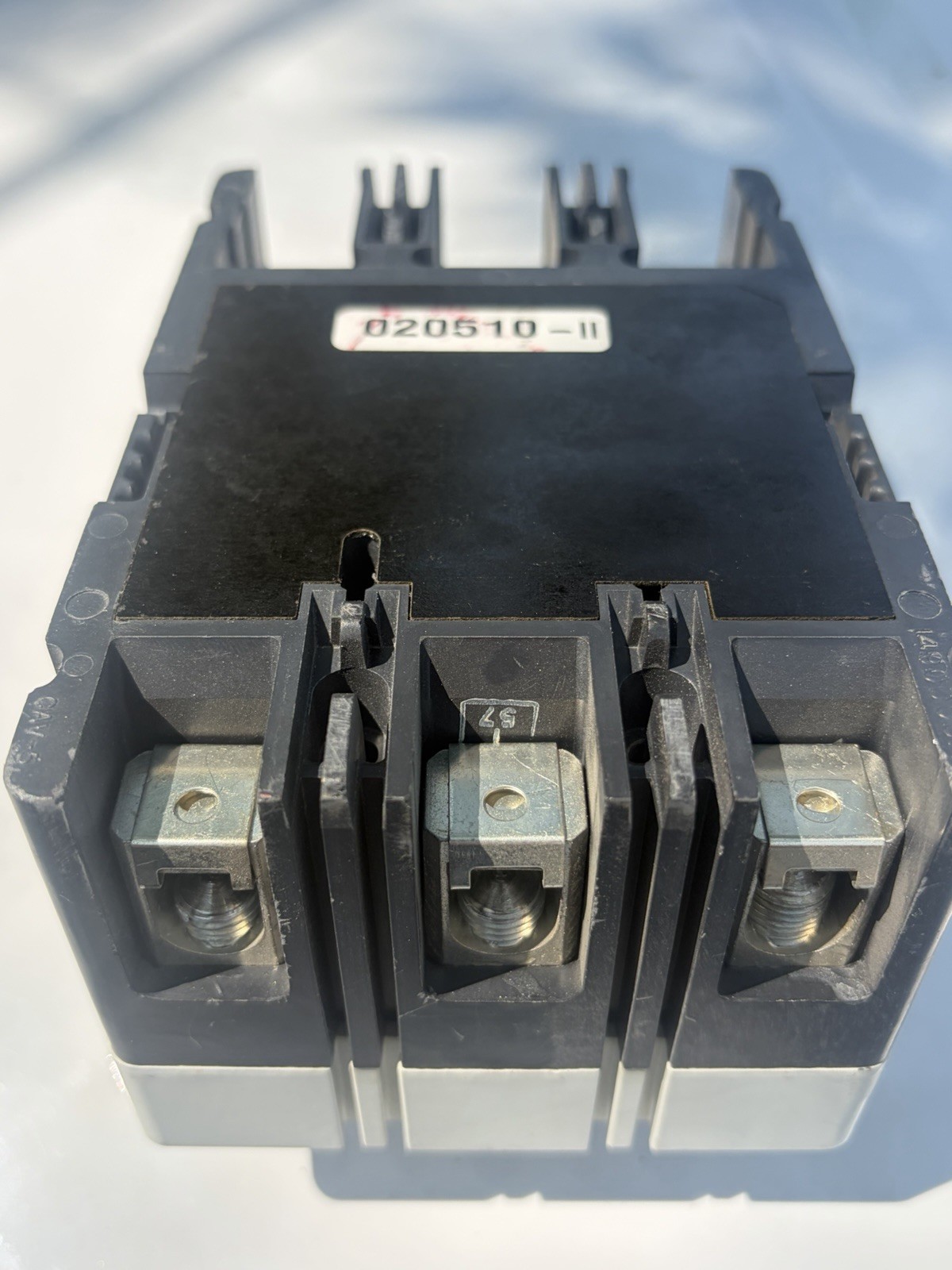 Eaton FD3125 600V 125A 3-Poles Molded Case Circuit Breaker FD 35k