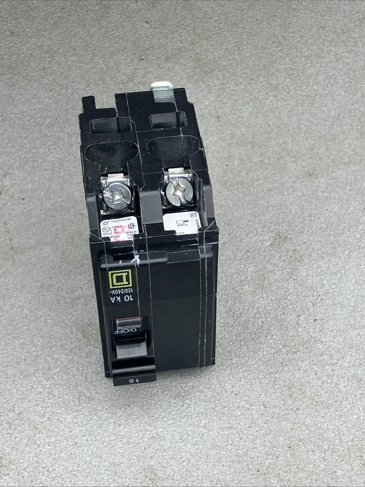 Square D QO215 15A Miniature Circuit Breaker 2-Pole QO 10kA Yellow D ~used