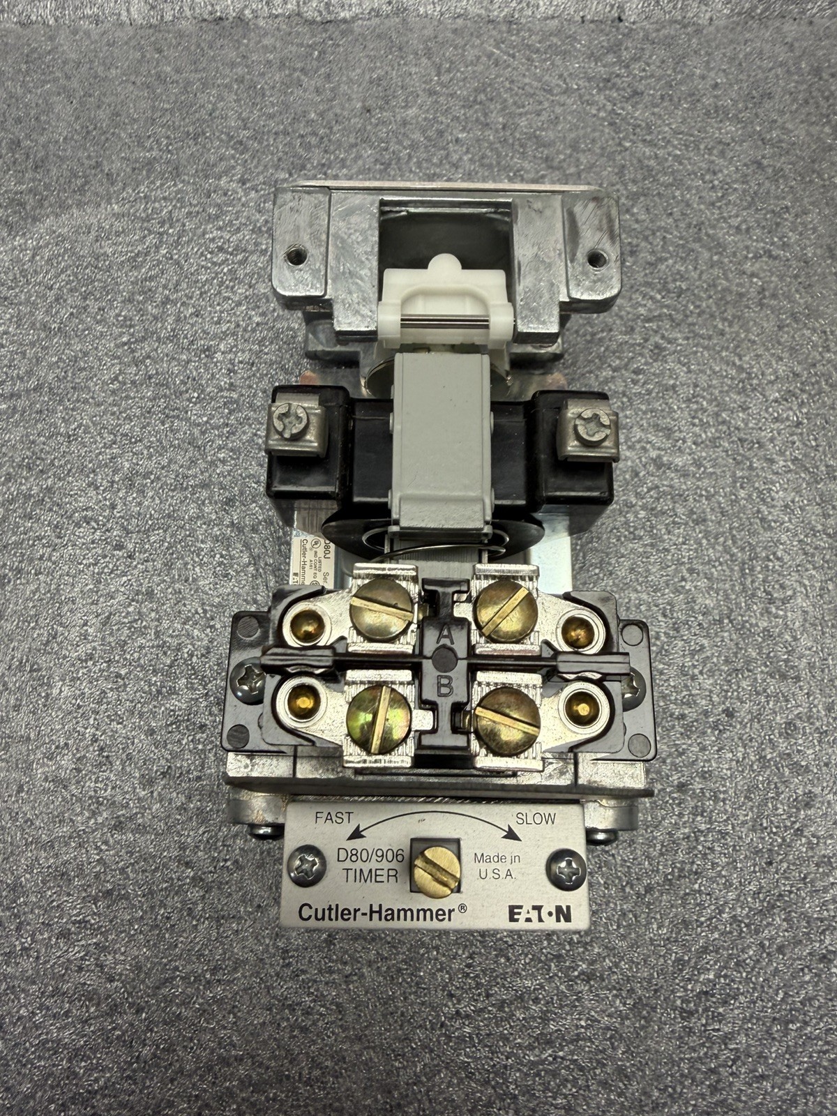 Cutler Hammer D80JE10C Pneumatic Timer On Delay 440-480V, NOS