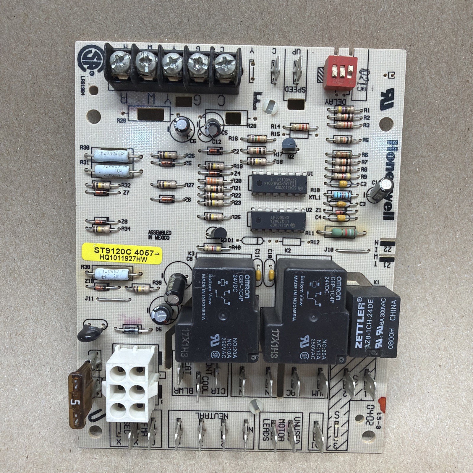 TESTED✅ Honeywell ST9120C4057 Furnace Control Circuit Board HQ1011927HW