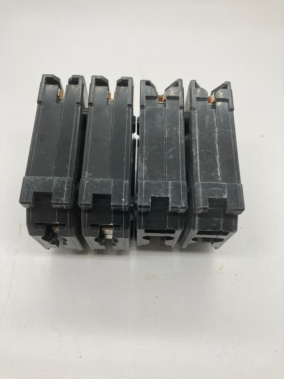 Lot Of 2 Homeline 1-HOM230 1-HOM240 2Pole 30/40 Amp 120 240V HOM Plug In Breaker