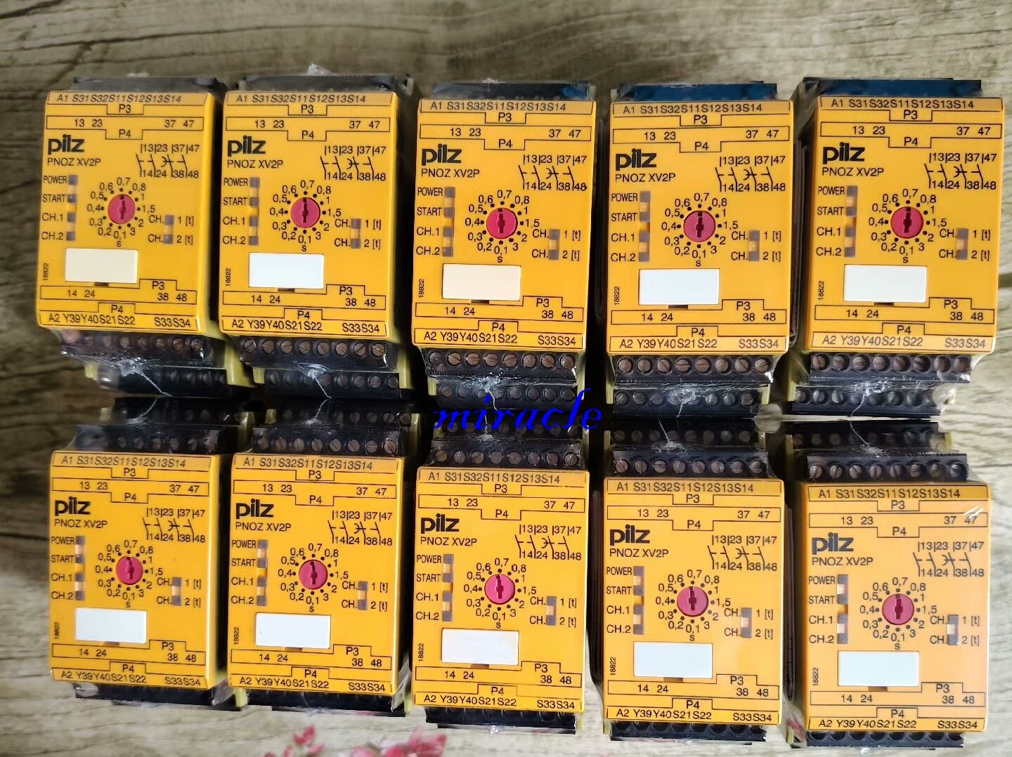 777502 1pc new pilz 777502 safety relay 777502