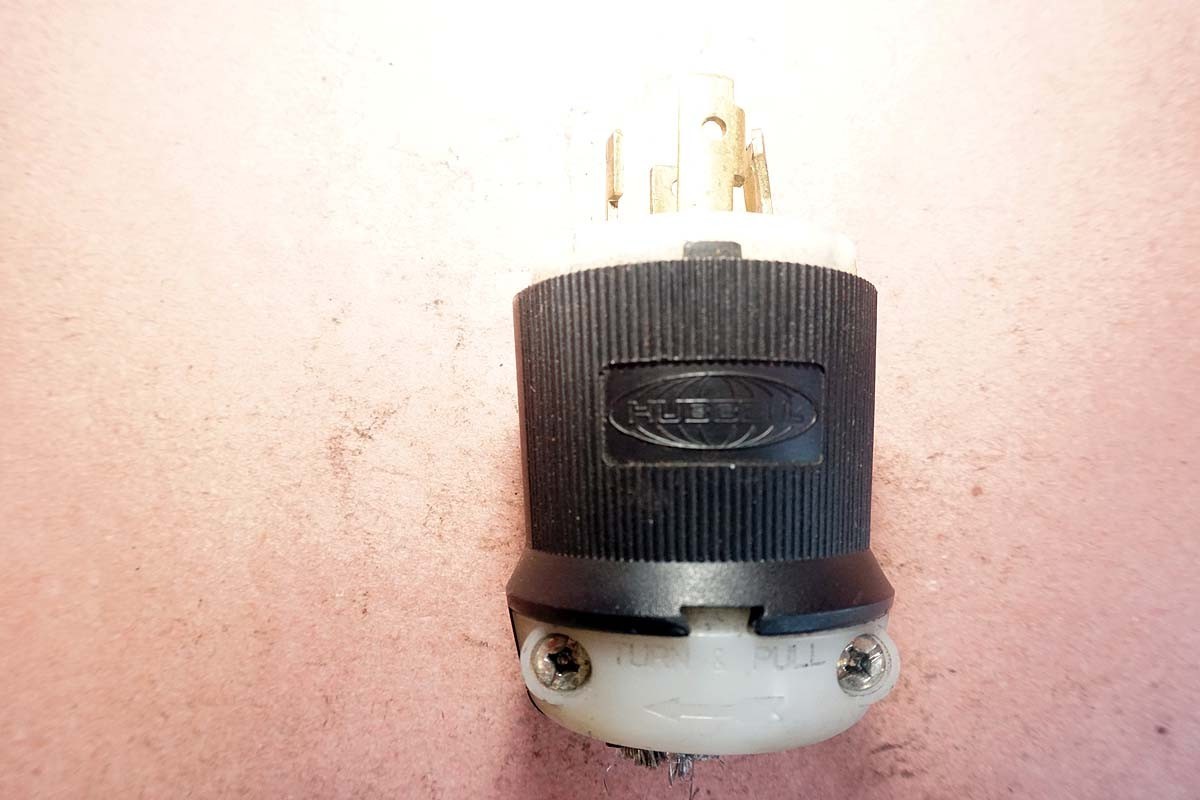 Hubbell HBL2731 30 Amp 480 VAC Plug