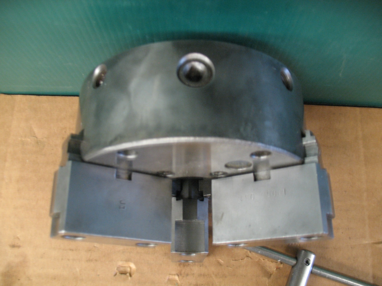 BUCK CHUCK 6″ 3JAW W/SOFT TOP JAWS AJUST-TRU NO MOUNT PLATE GOOD CONDITION