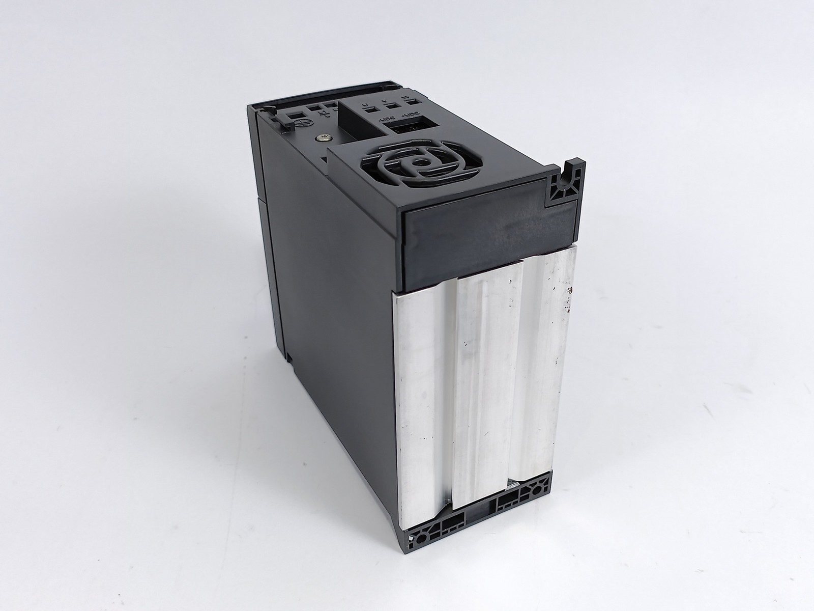 Danfoss FC-051PK18S2E20H3XXCXXXSXXX 132F0001 VLT Micro Drive FC-51