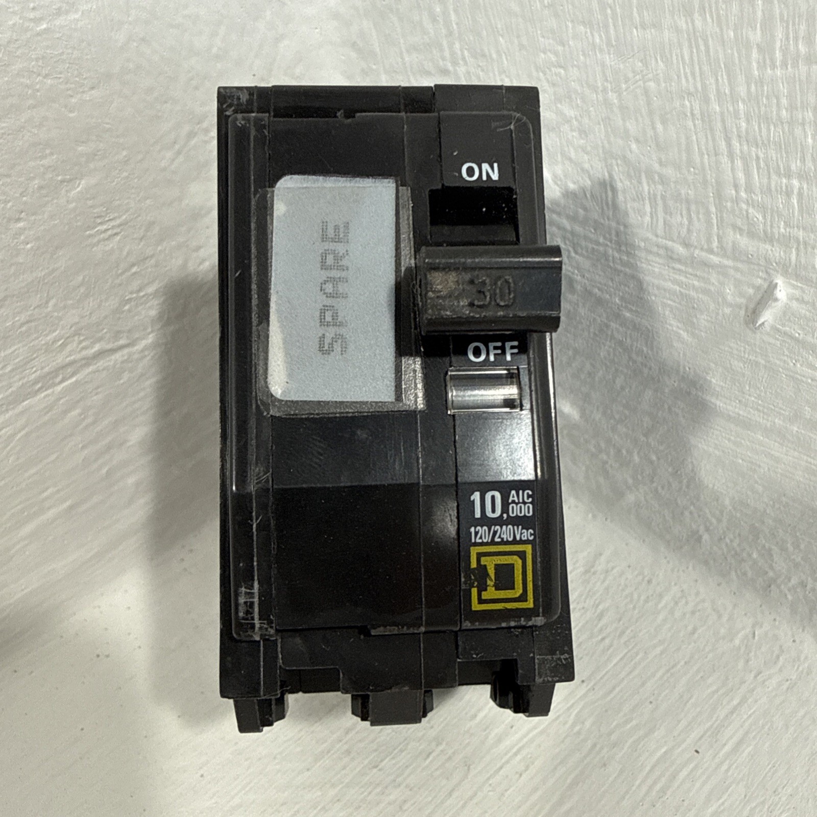 Square D QO230 30 Amp 2 Pole 10kA 120/240V Plug-In 30A 2P Breaker YELLOW FACE