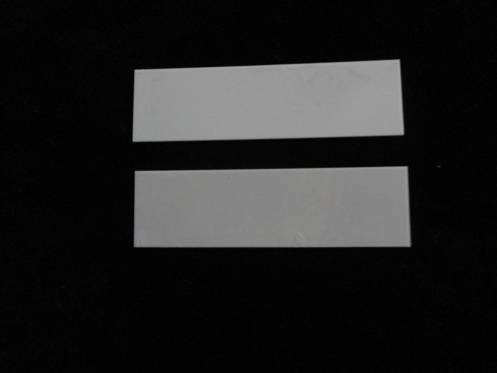 PAIR OF THIN RECTANGULAR ALUMINA CERAMIC SHEET 4.500″ LONG x 1.25″ WIDE No.: 398