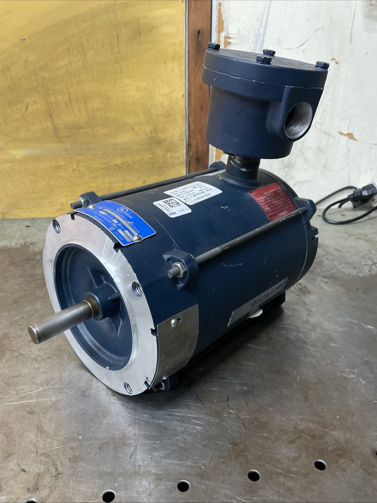 Leeson A6T17EC22H 1/2HP 3 PH Hazardous Conditions Motor Explosion Proof Motor