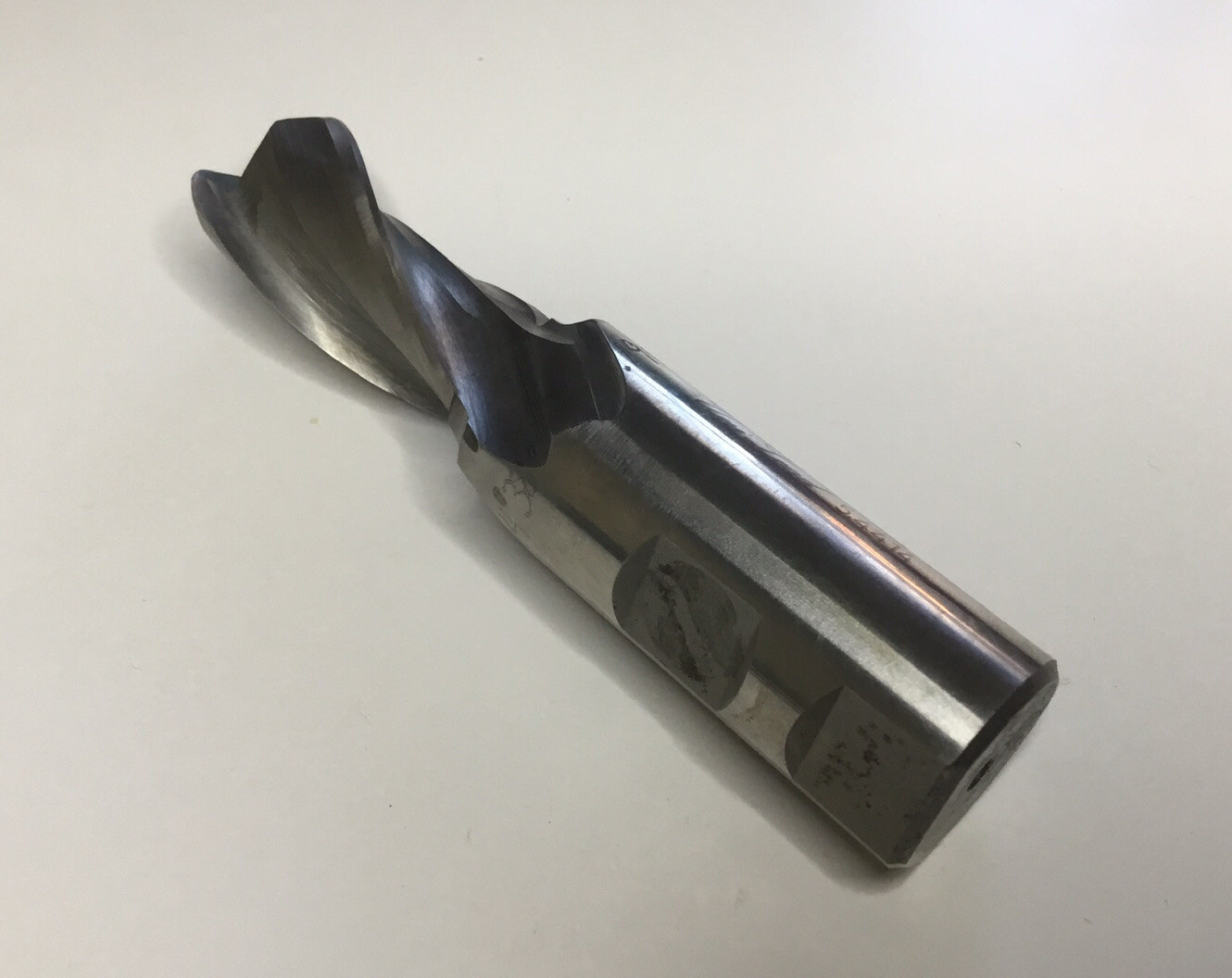 Weldon C 32-7, 1″ x 1″ x 2″ x 4.5” Corner Radius End Mill, 3-Flute, 0.190” Rad.