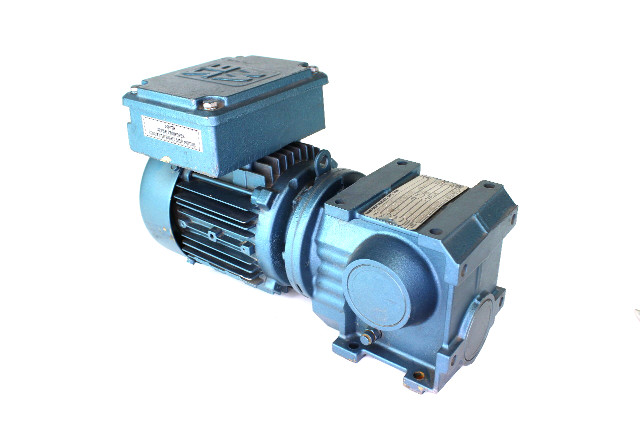 Sew Eurodrive DFT71C4 Gearmotor, .33 HP, 230/400V, 1380RPM, 1.4/.80 Amp w/ S37DT
