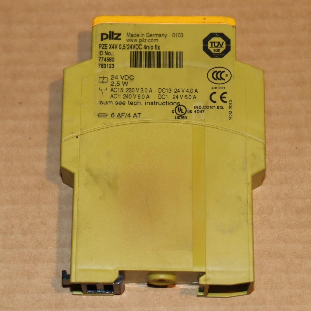 One Pilz PNOZ X4V SAFETY RELAY 774580 783123