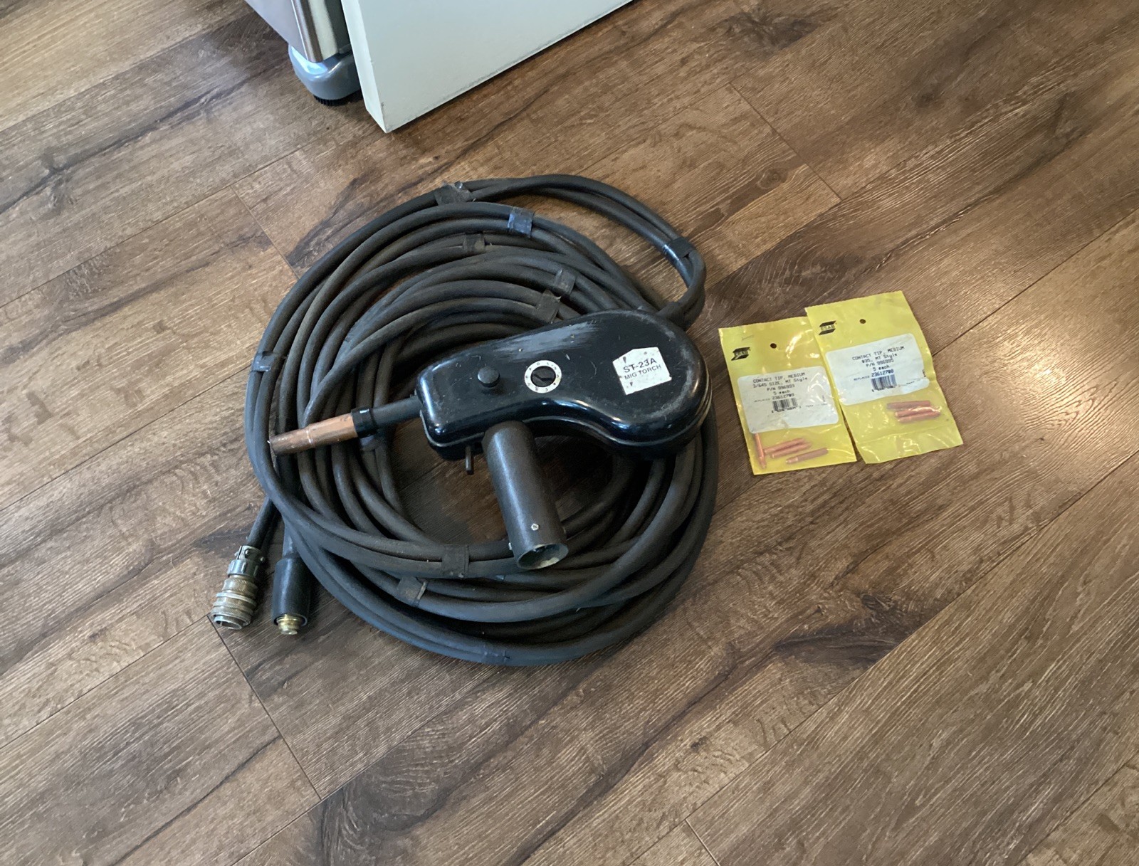 ESAB ST-23 MiG Torch Spool Gun W/ Tips TESTED Free Ship