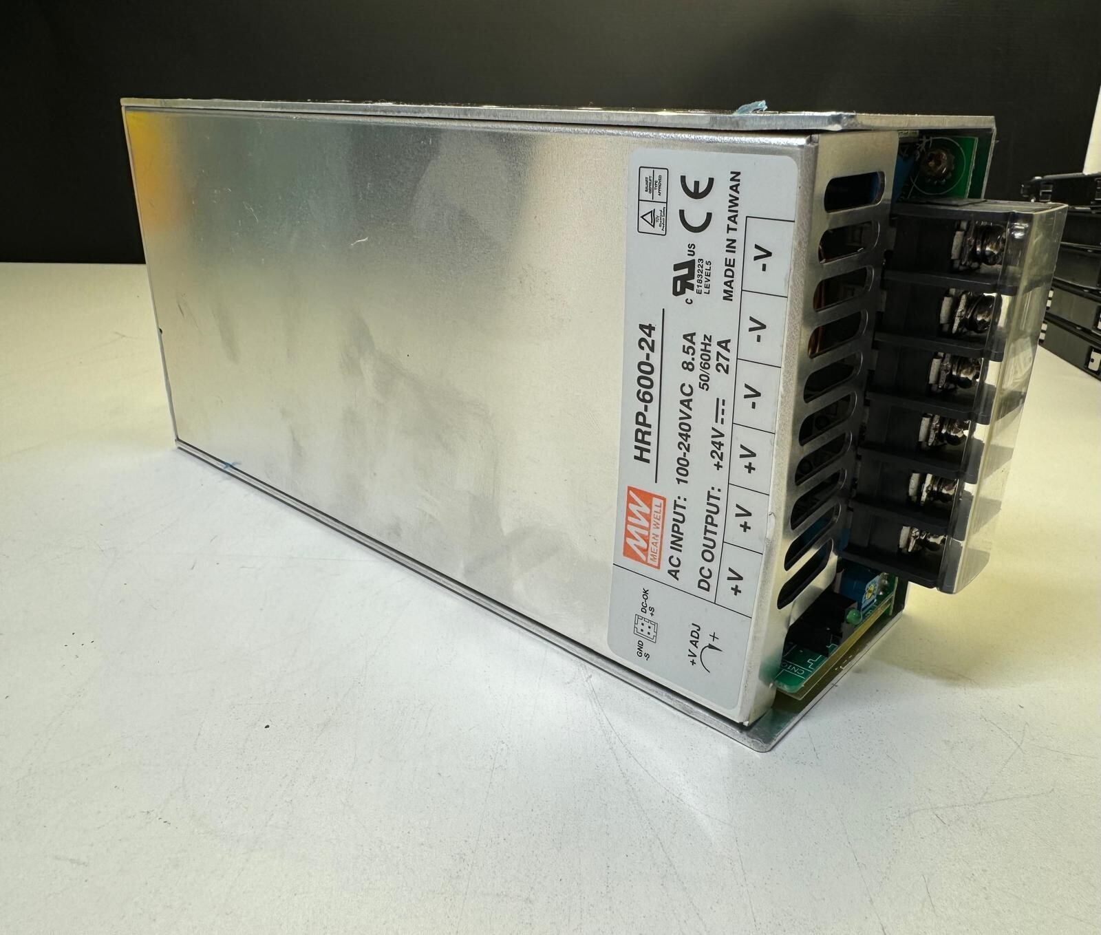 Mean Well HRP-600-24 HRP Series High Reliability Switching Power Supply