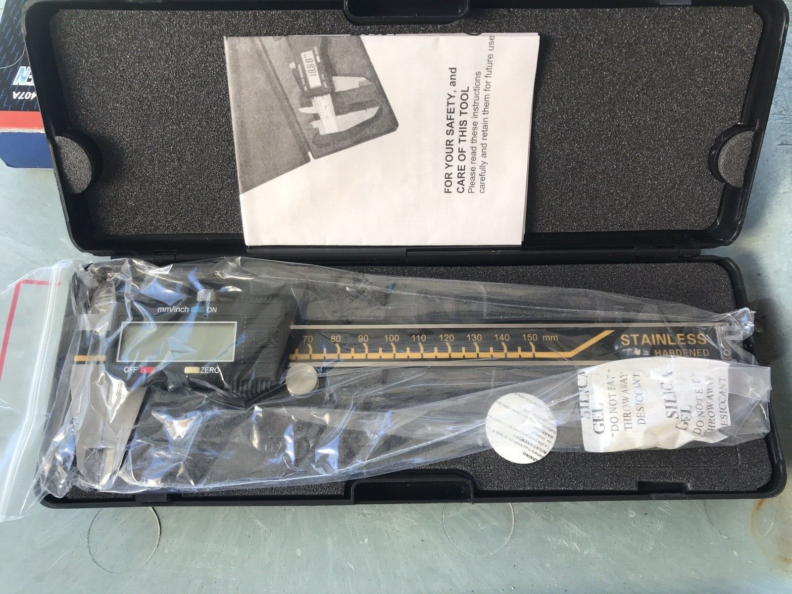 NEIKO 01407A Electronic Ex Large LCD Digital Caliper 0-6 In/0-150mm Stainl Steel