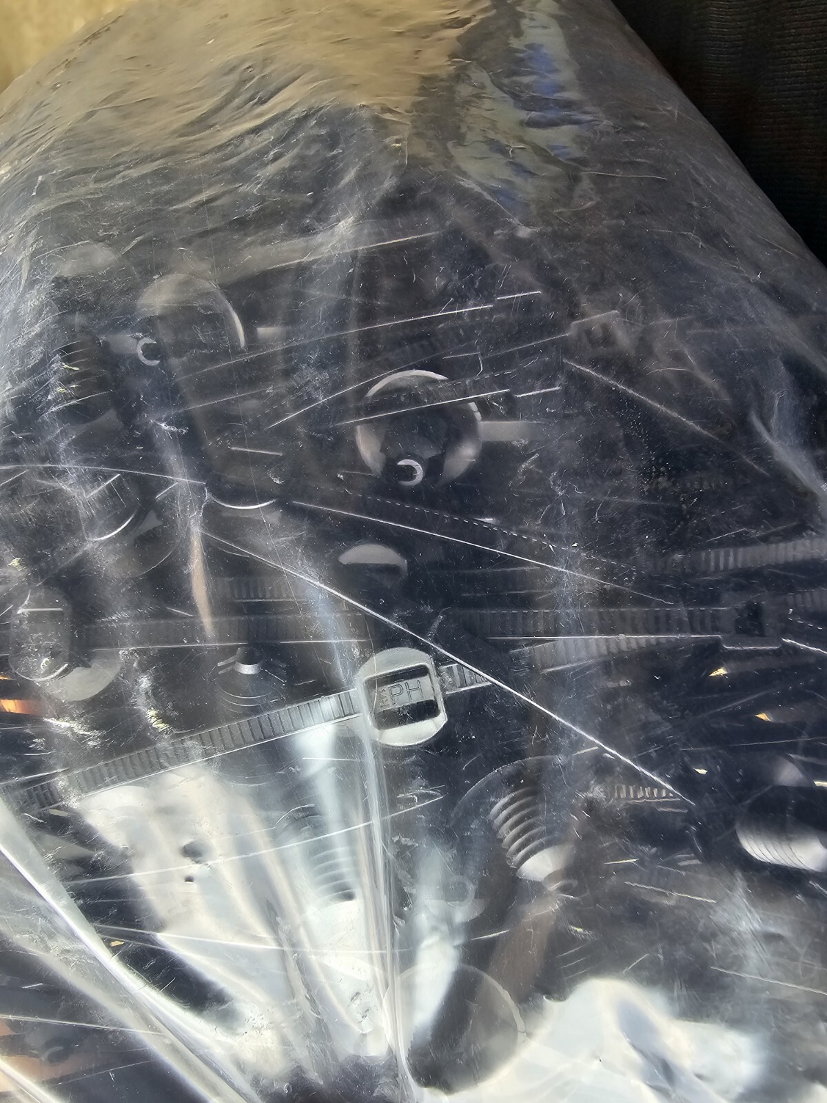 500 PCS Hellermann Tyton 6″ or 150mm Specality Tie Wrap PA66HS T30RFT6LG