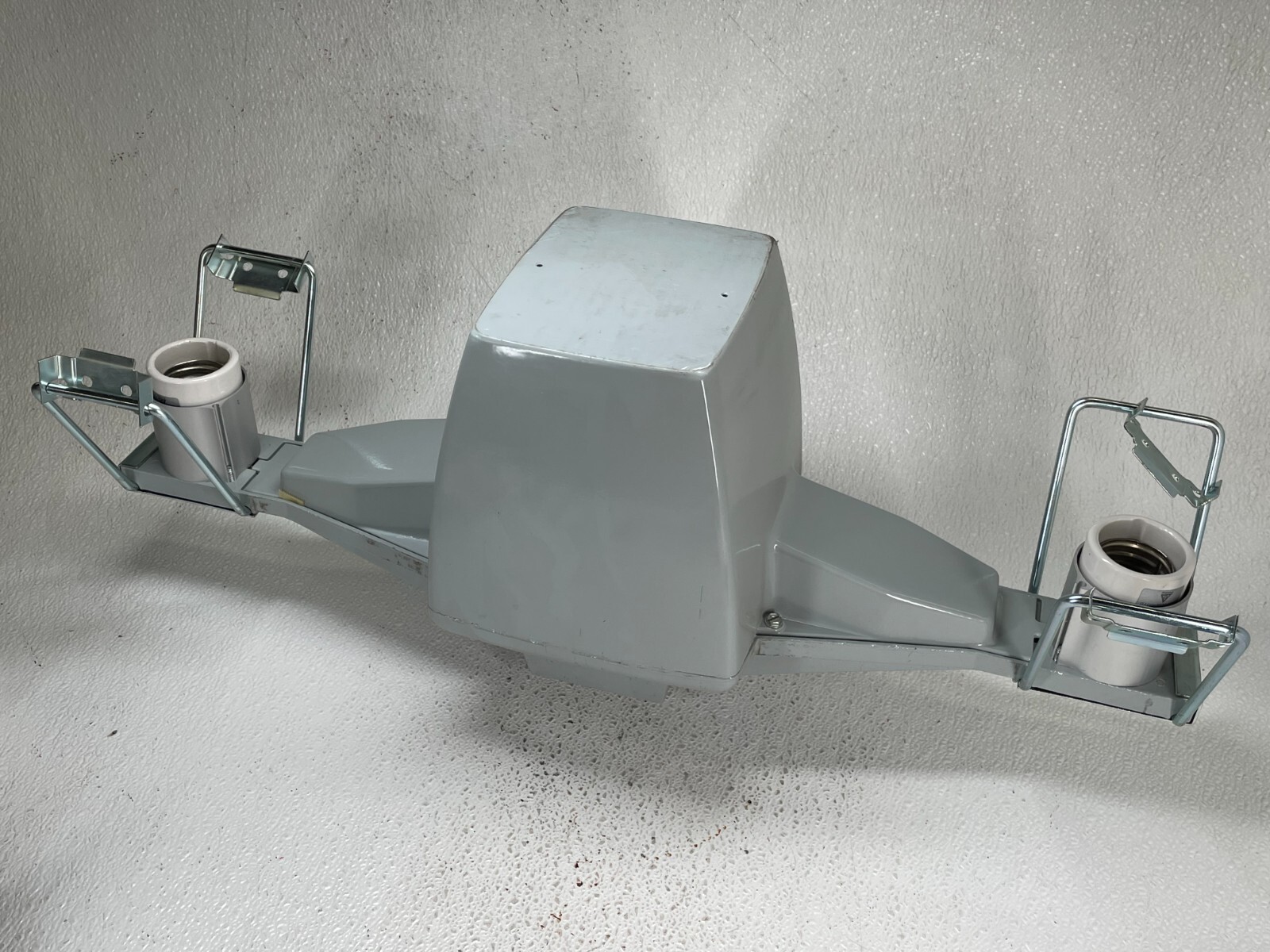 HOLOPHANE TWIN-400MV-27-A Twin Series High Bay, 277V, (2) 400W, 60Hz
