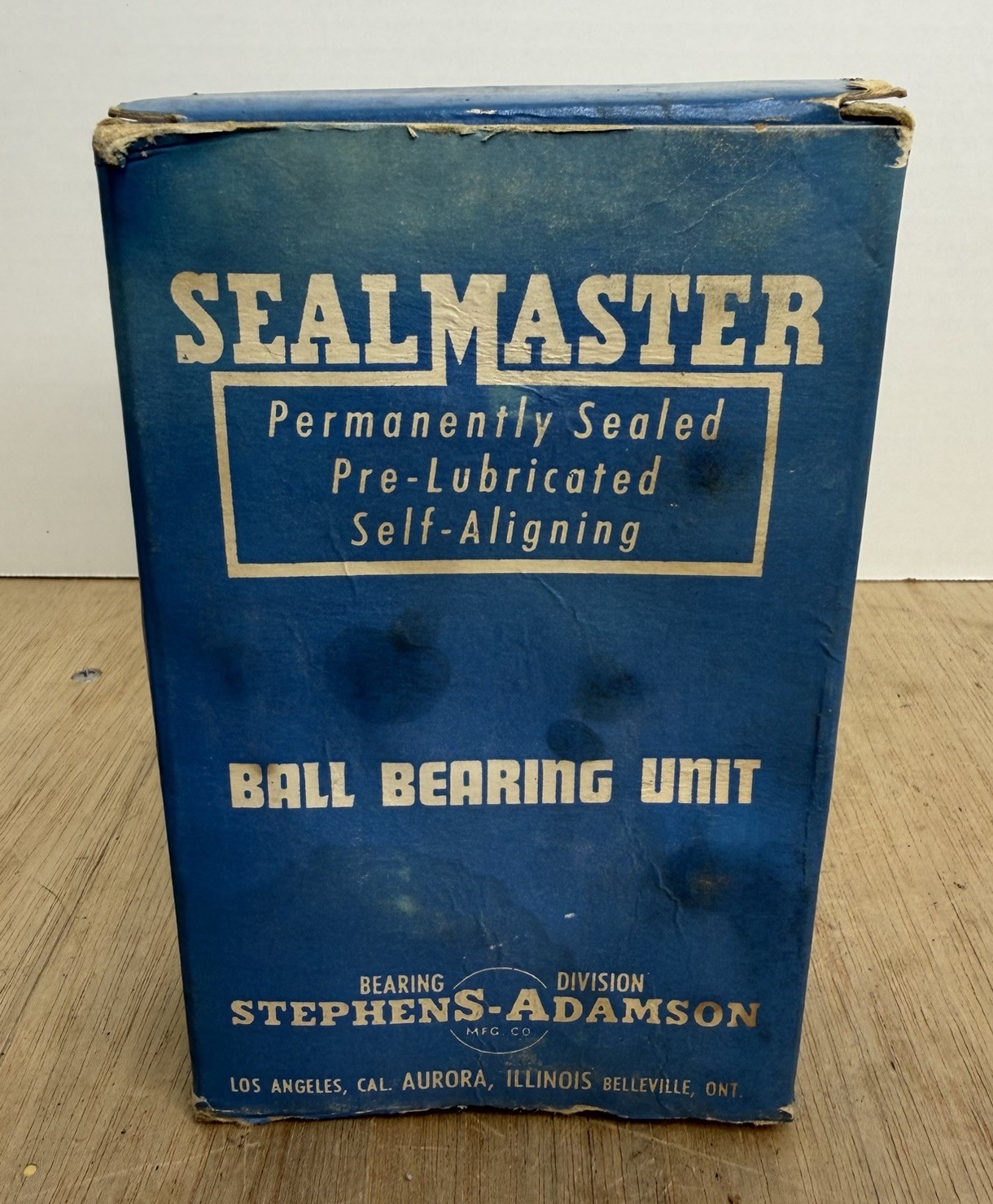 SEALMASTER NP-19 PILLOW BLOCK BALL BEARING 1 3/16″ BORE CAST IRON MOUNTED USA