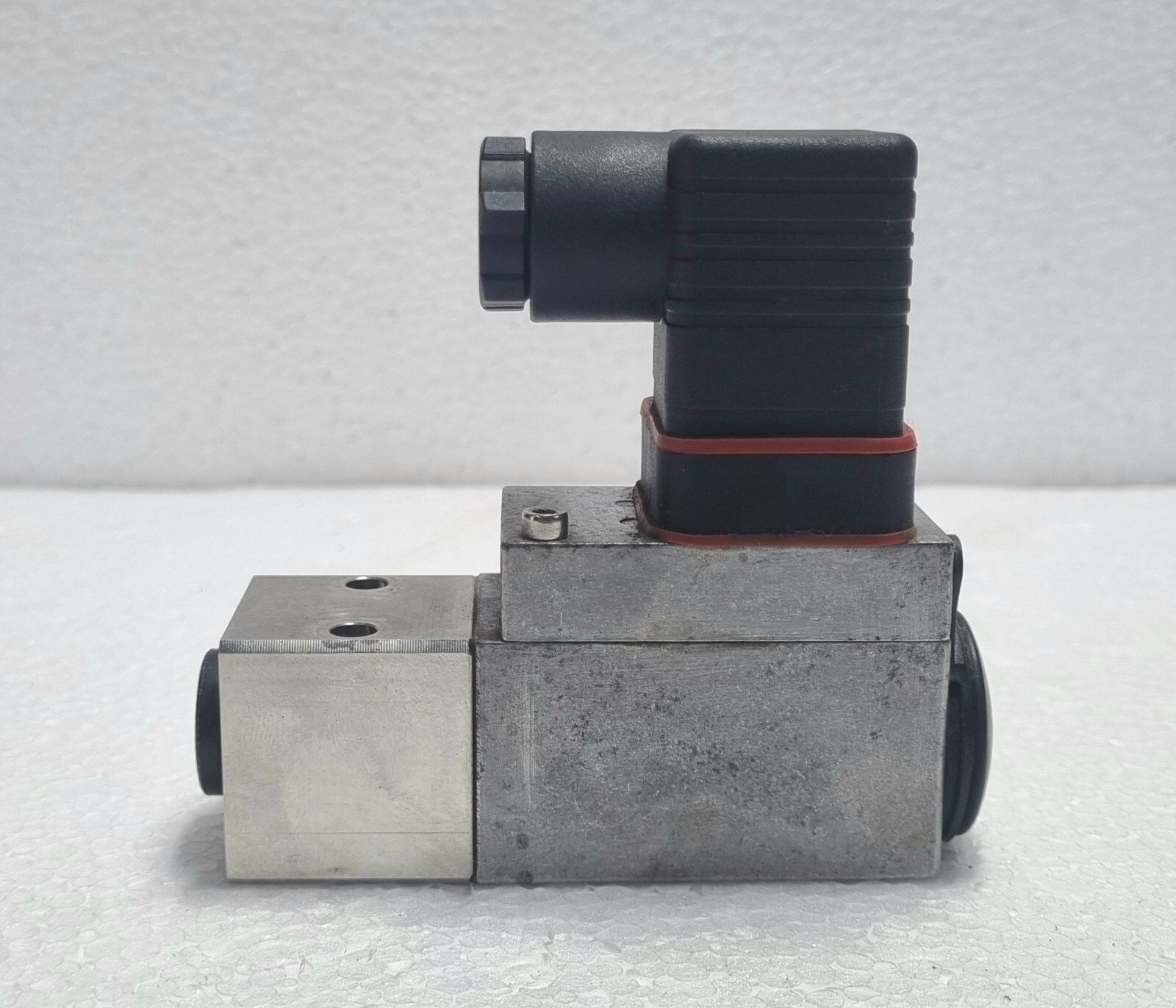 Danfoss Pressure Transmitter MBS 5100-2011-1DB04 0 to 10 Bar 060N1036