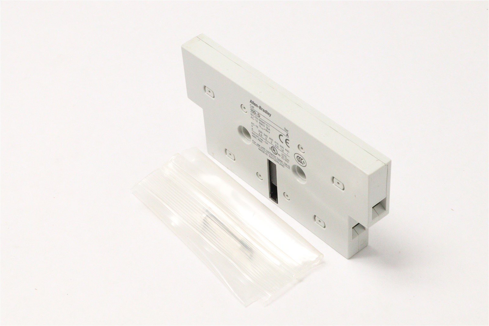 ALLEN-BRADLEY AUXILIARY CONTACT BLOCK 100-D SER A