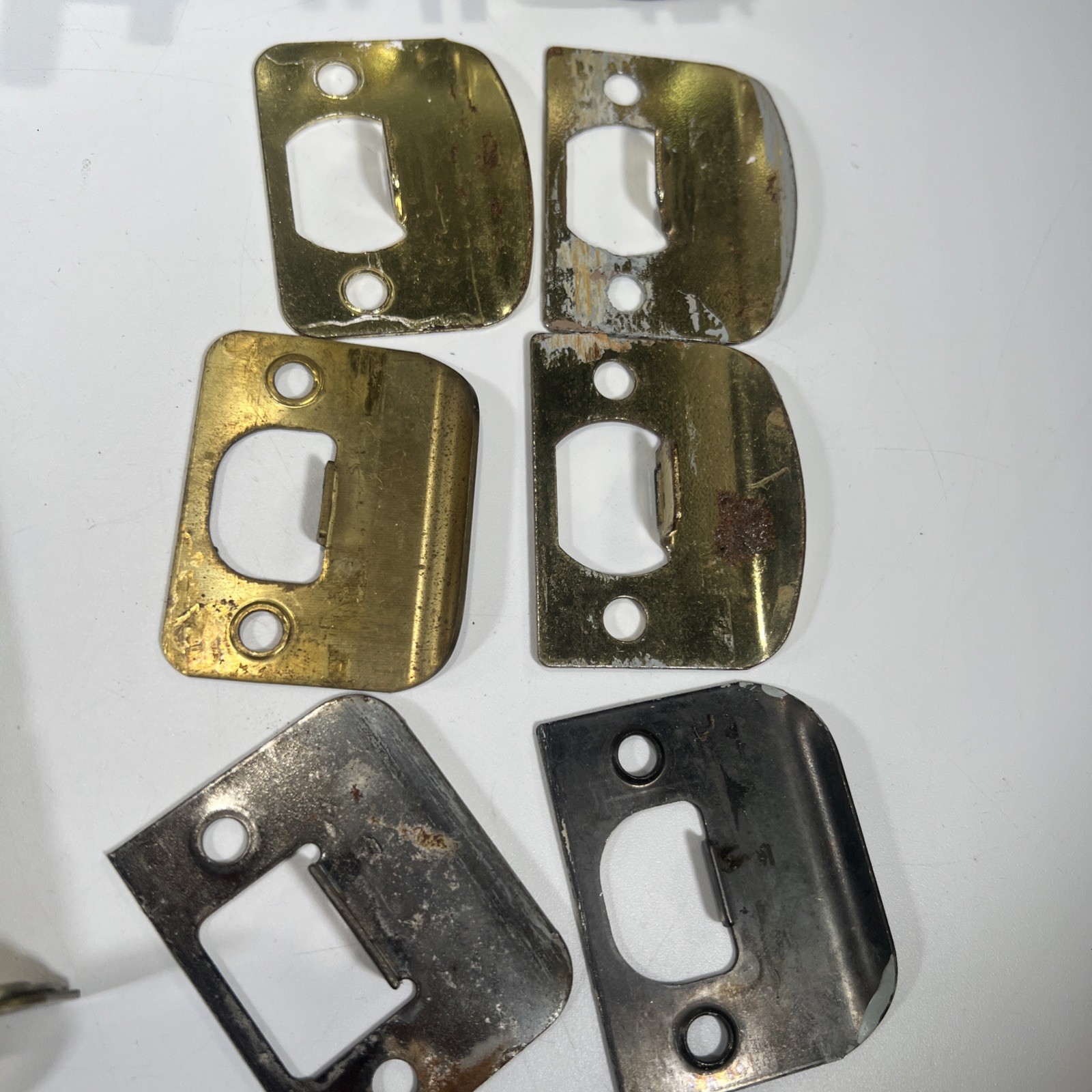 Schlage Brass Doorknobs Interior Locking Latches Door Jam Lot Of 10 NO KEYS