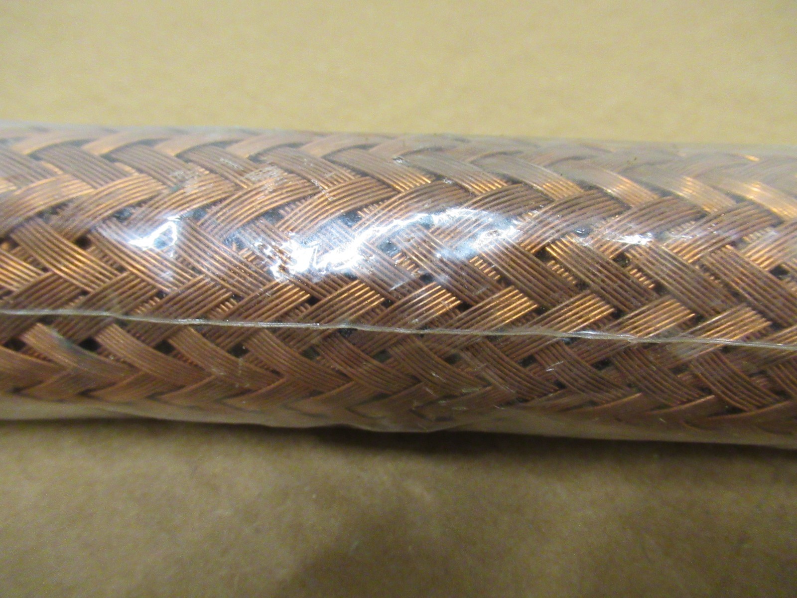 NO NAME REFRIGERANT BRAIDED FLEX HOSE 13″ LENGTH 1″ ID COPPER WP 600 PSI SOLDER