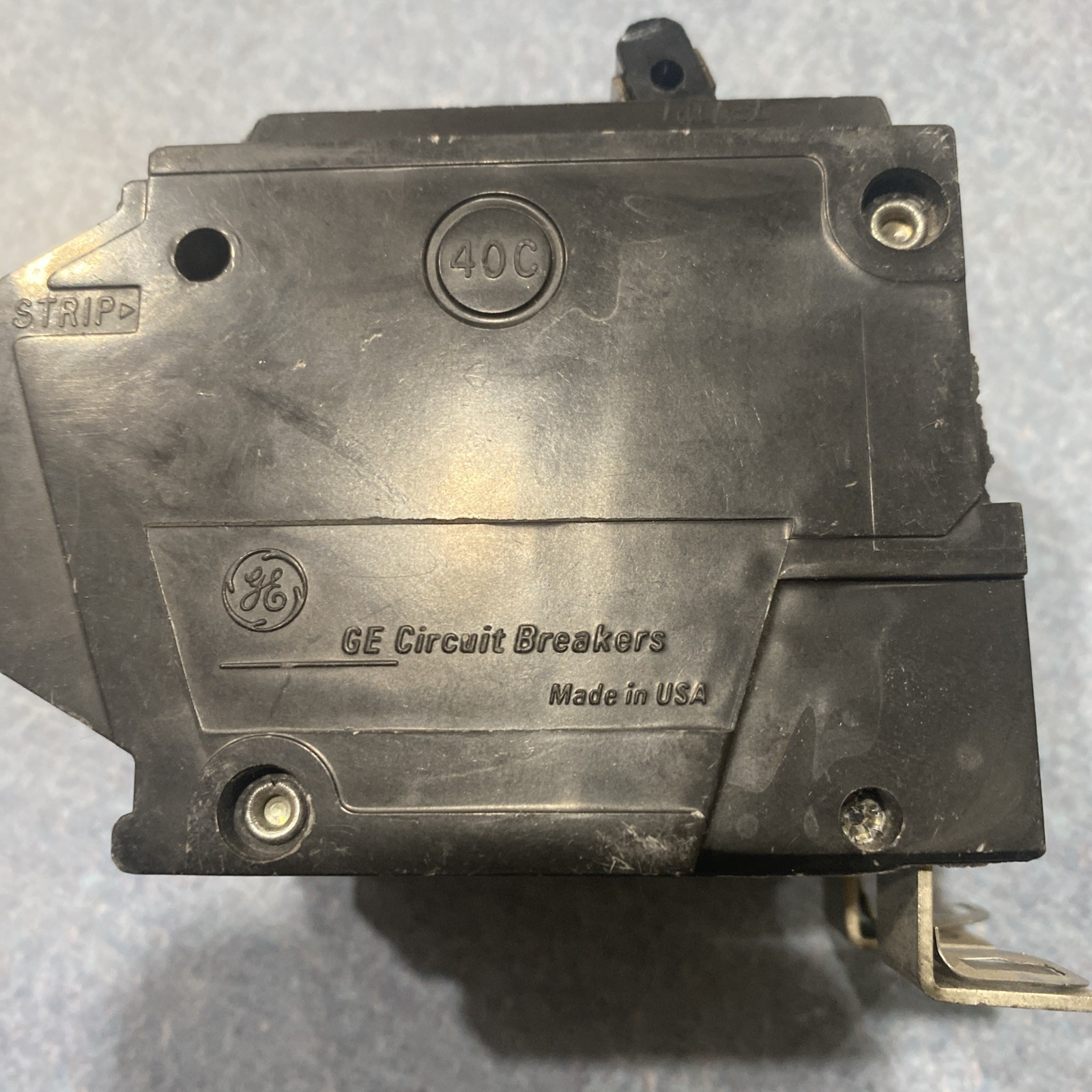 GE THHQB2130 30 Amp 240 Volt 2 Pole Bolt-On Circuit Breaker