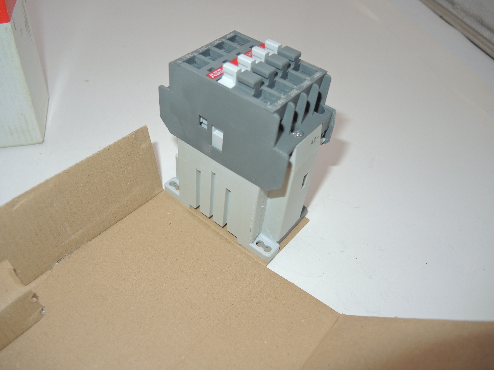 One (1) ABB NL31E-81 Contactor Relay 24 V DC 1SBH143001R8131 Bulgaria NEW